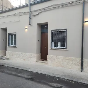 Casa Del Forestiero Appartamento Aeroporto di Catania Fontana Rossa